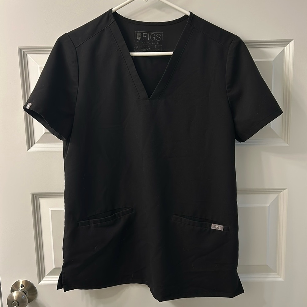 FIGS black scrub top for women